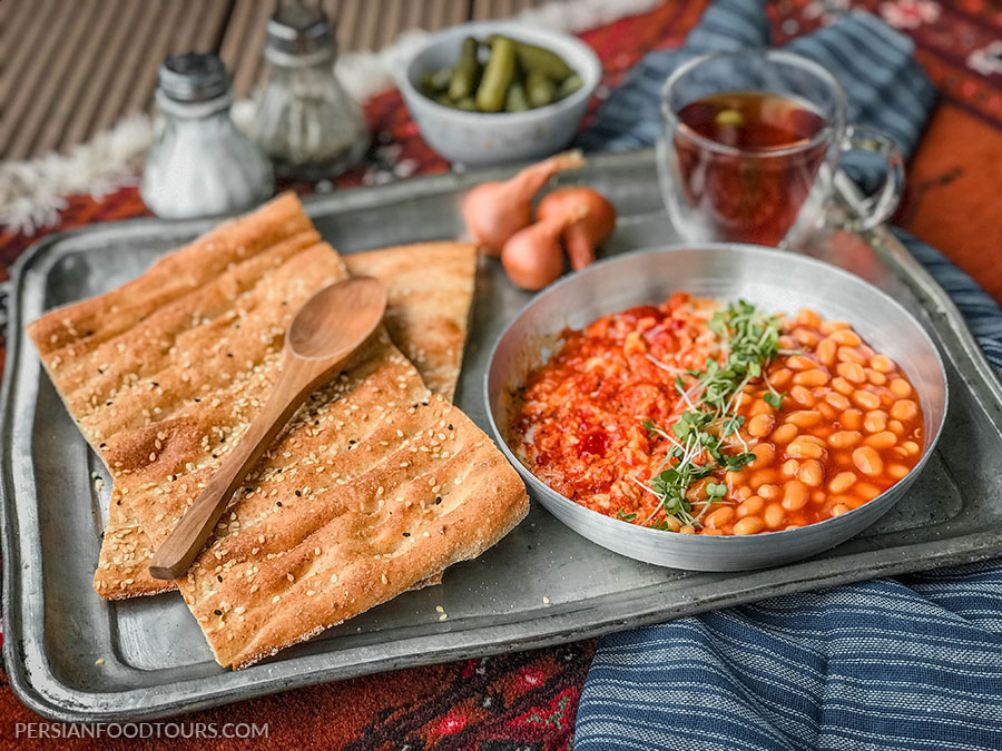 Baked beans and omelette - Persian omelette