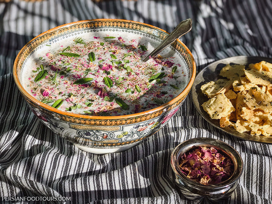 Abdoogh Khiar- Persian cold cucumber and youghurt soup
